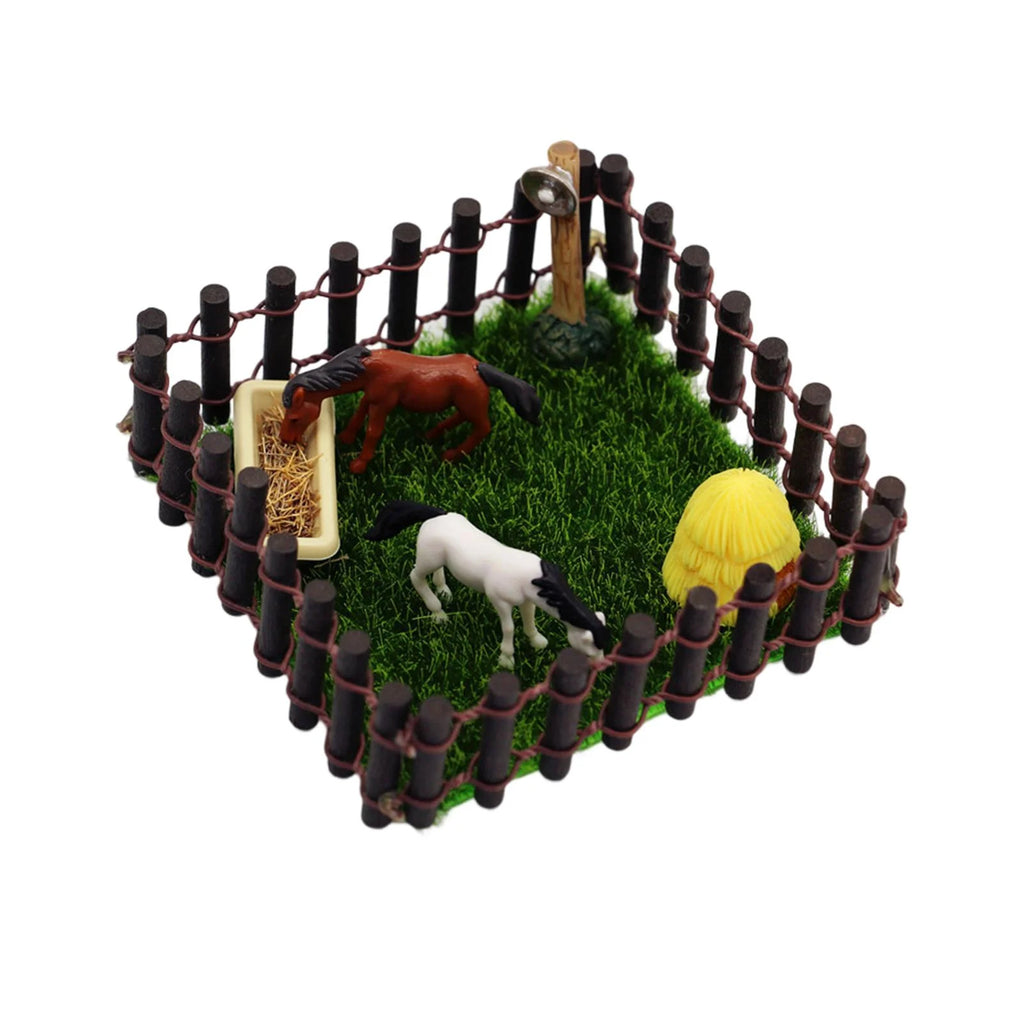 1/12 Scale Horse Stall Horse Barn Set with Fence Toy Figures G4055