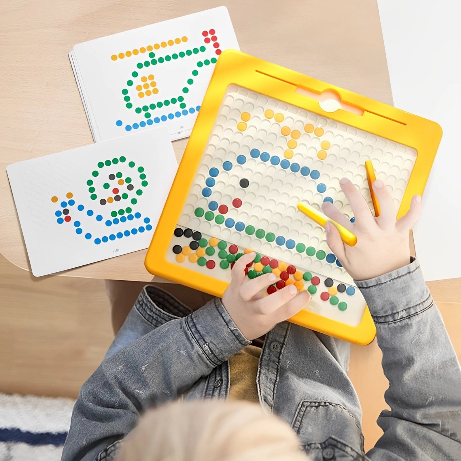 Magnetic Drawing Board with 10 Double Sided Cards Educational Preschool Toy W681
