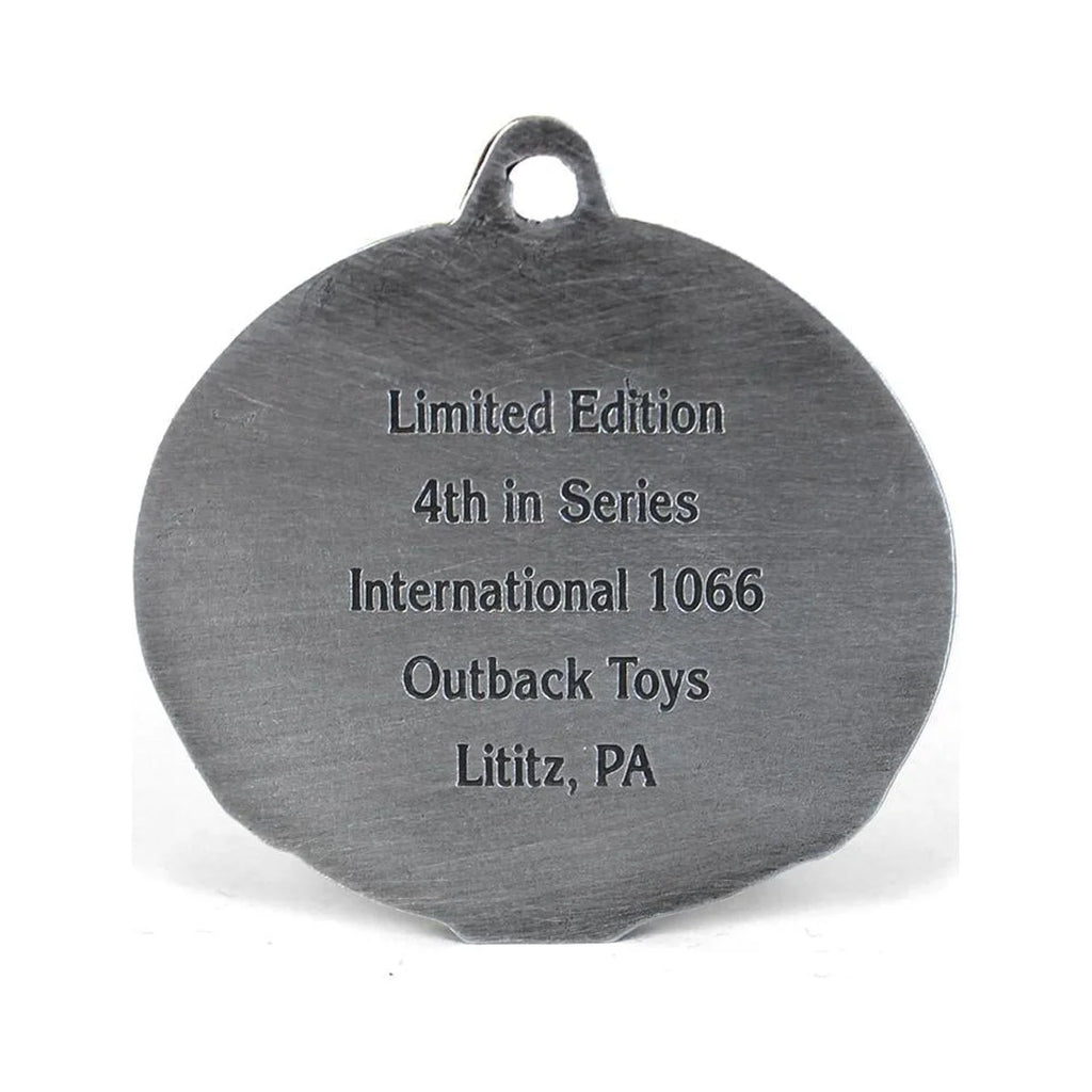 IH 1066 Ornament G659