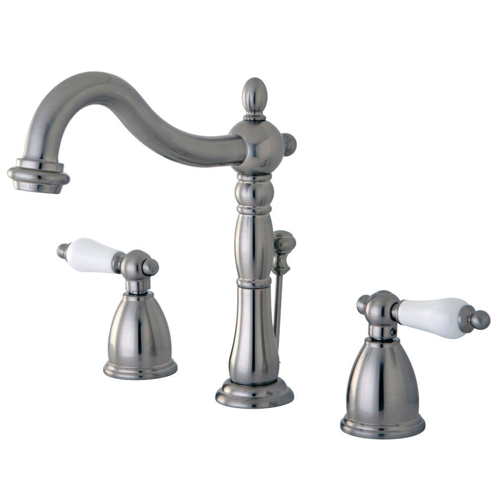 Polished Brass Widespread Bathroom Faucet V950