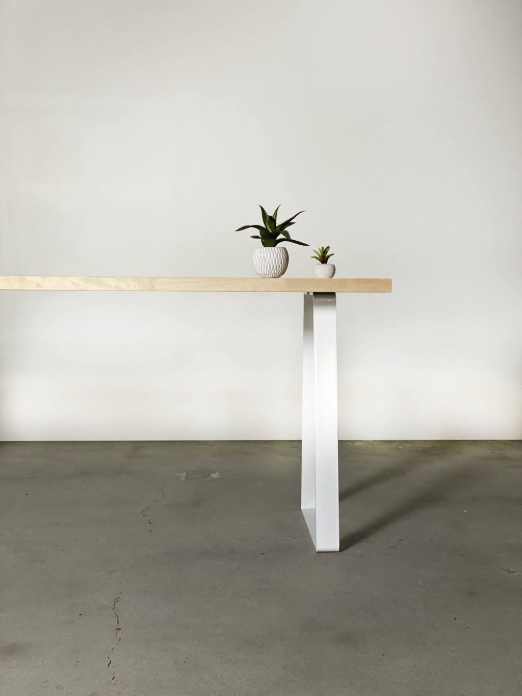 White Metal Table and Bench Leg C416287