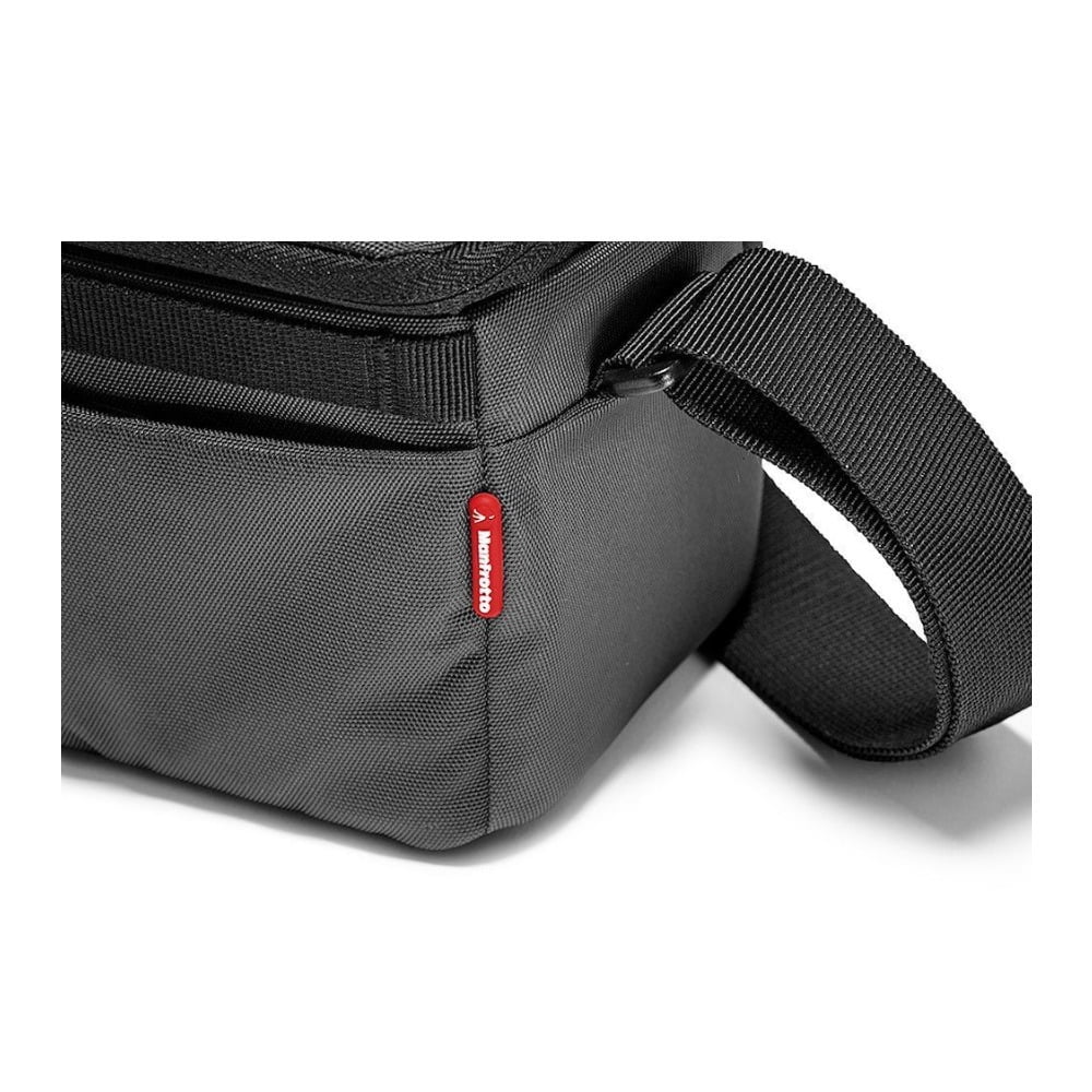Gray Camera Shoulder Bag with 32GB SDHC Card Z353282