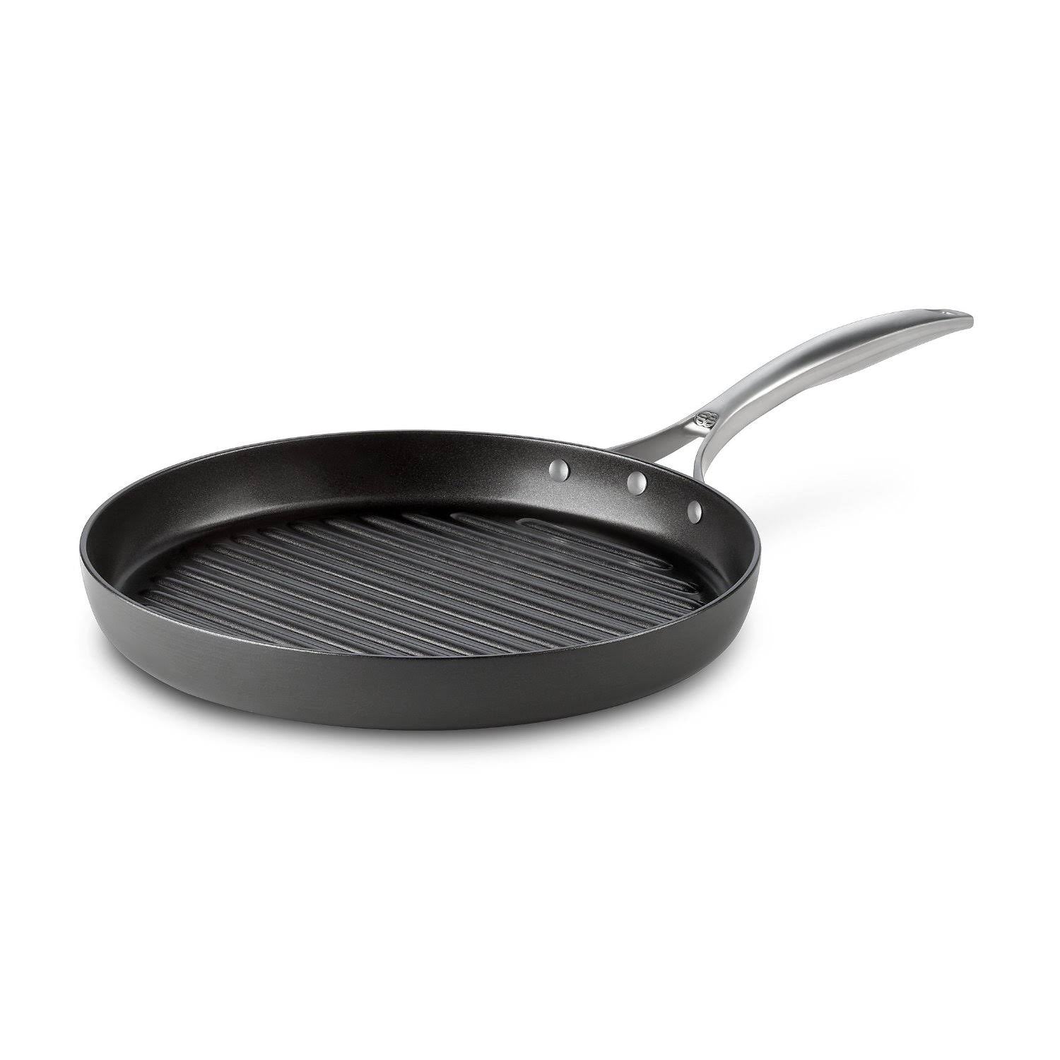8 Omelette Nonstick Pan R96450