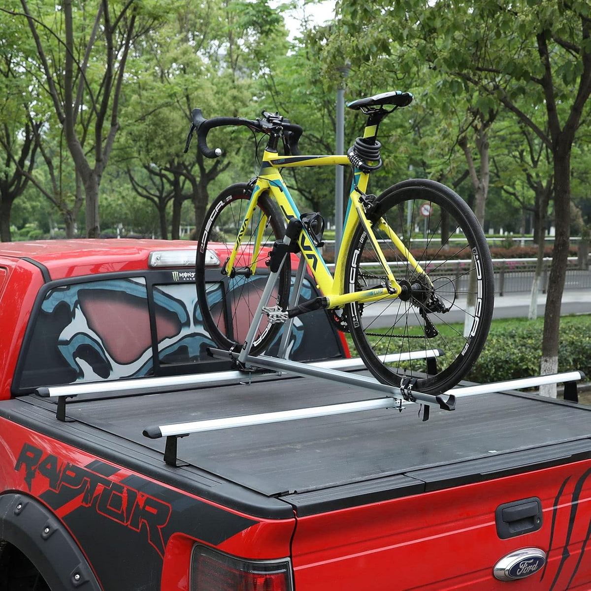 1 Bicycle Capacity Roof Bike Rack H699277