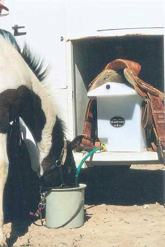 30 Gallon Dry Camp Water Caddy & Saddle Rack V8159