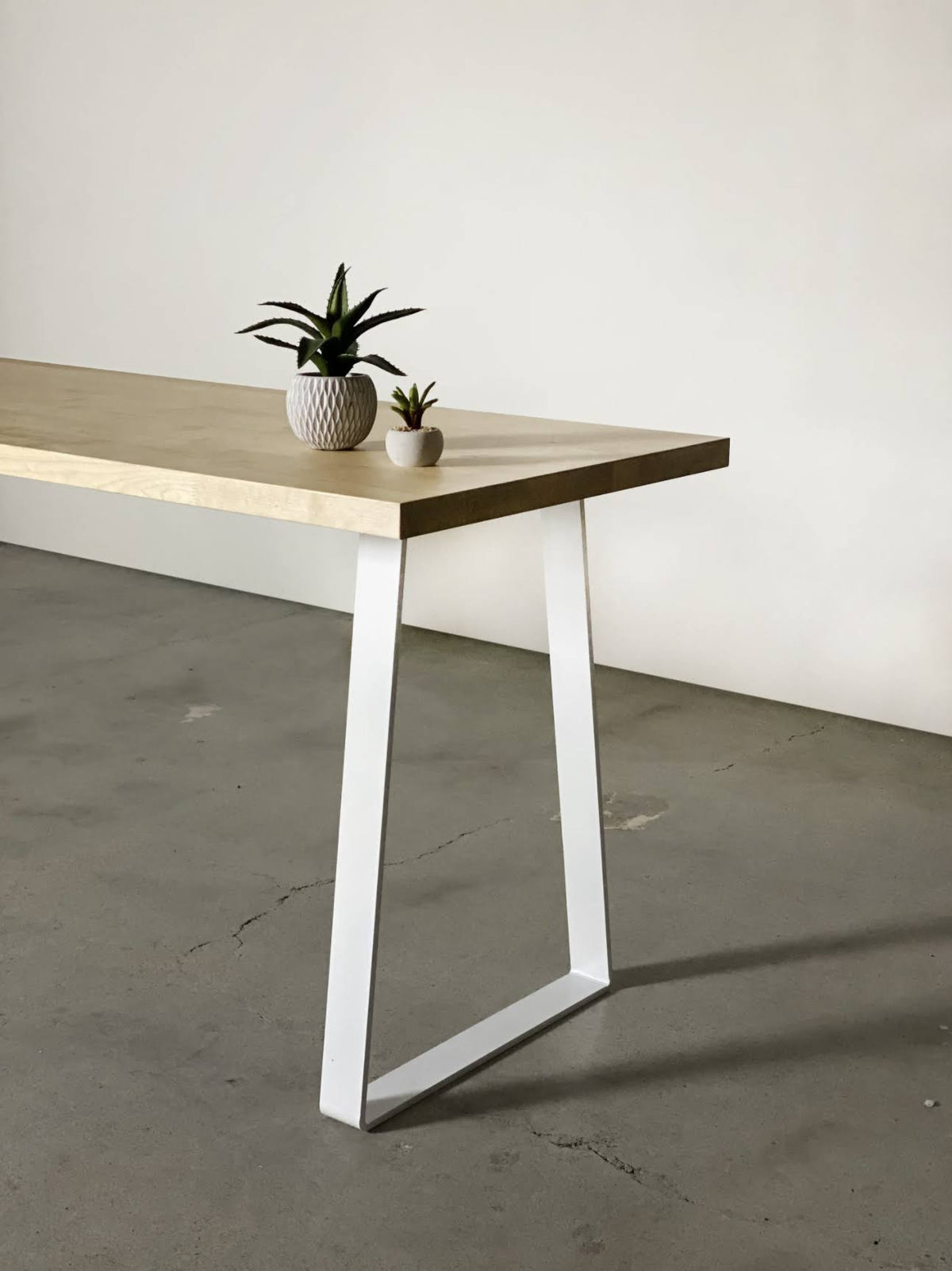 White Metal Table and Bench Leg C416287