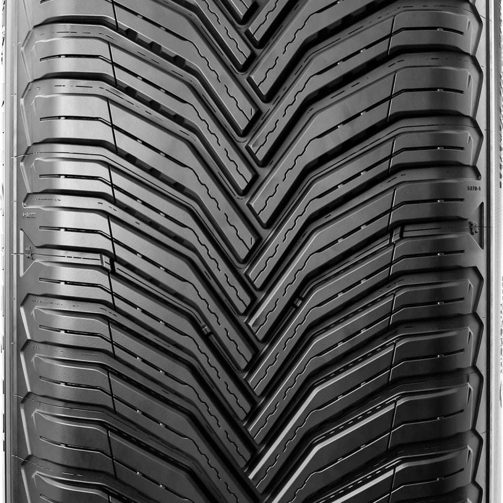 235/55R17 99H All-Season Car Tire V67305