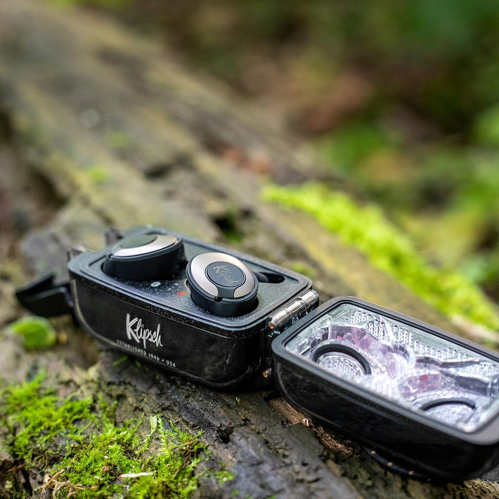 T5 II True Wireless Sport Earphones in Black with Dust/Waterproof Case & Earbuds V589084