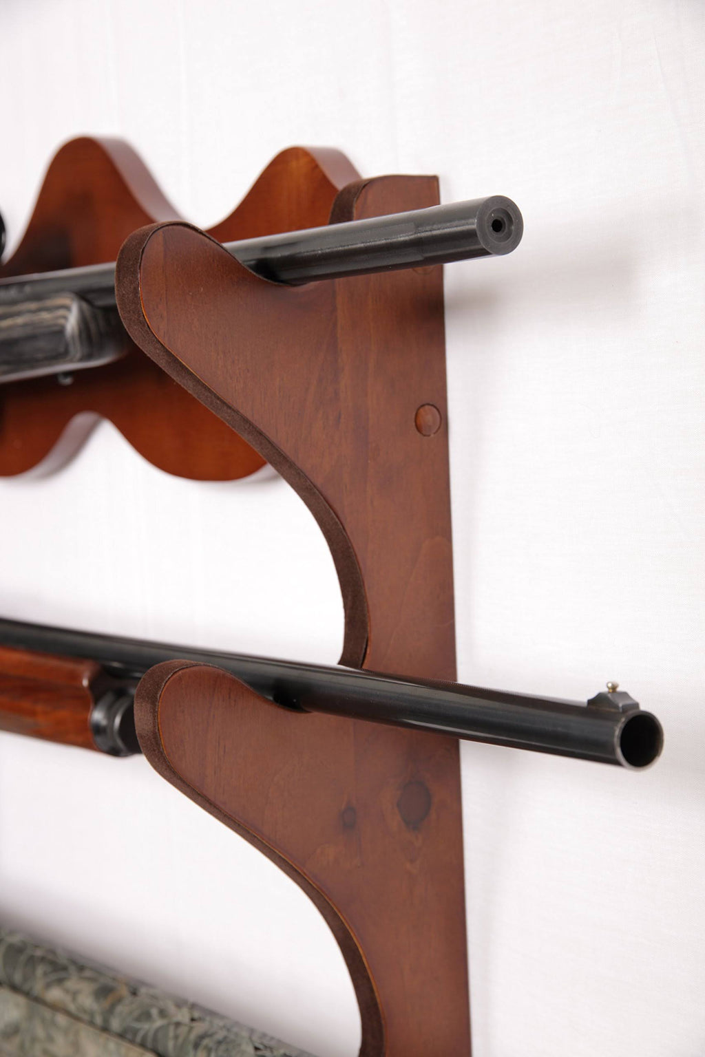 4 Gun Wall Rack Y373353