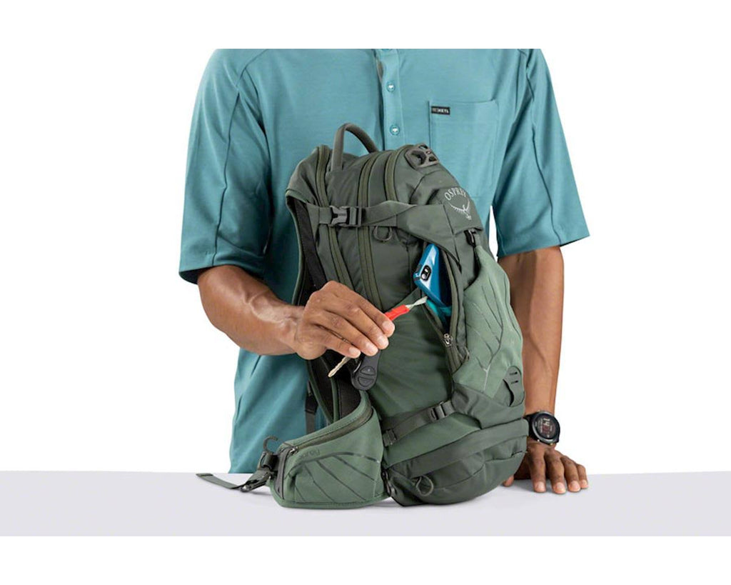 Cedar Green Hydration Pack J613