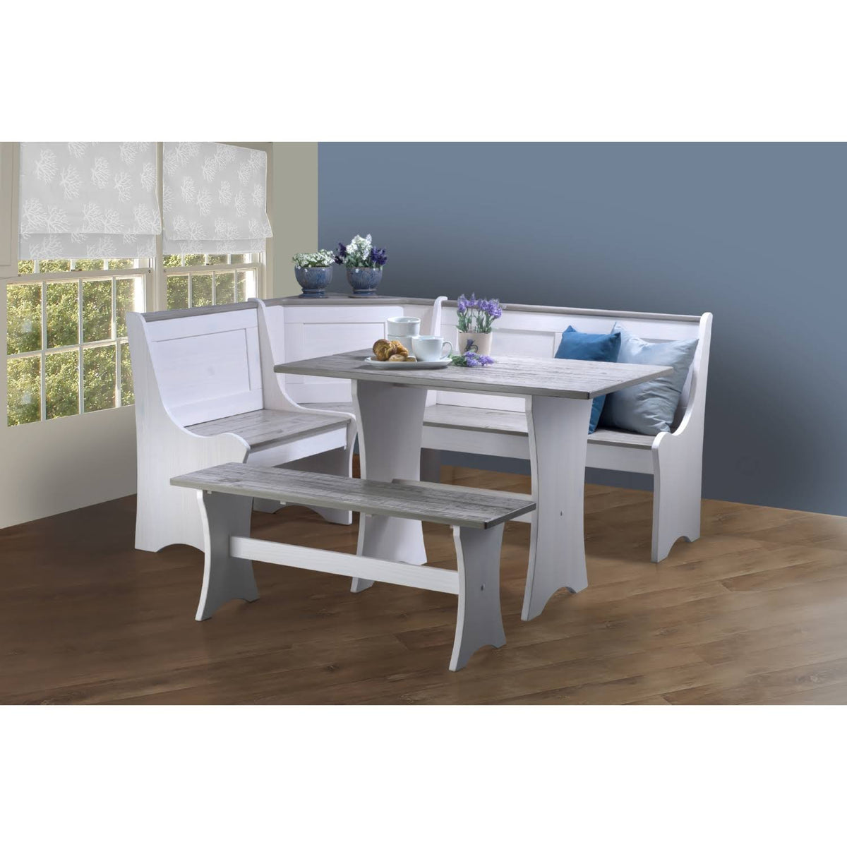 Gray Nook Y582