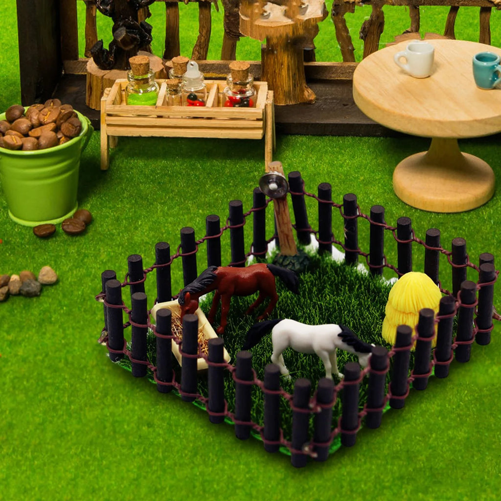 1/12 Scale Horse Stall Horse Barn Set with Fence Toy Figures G4055