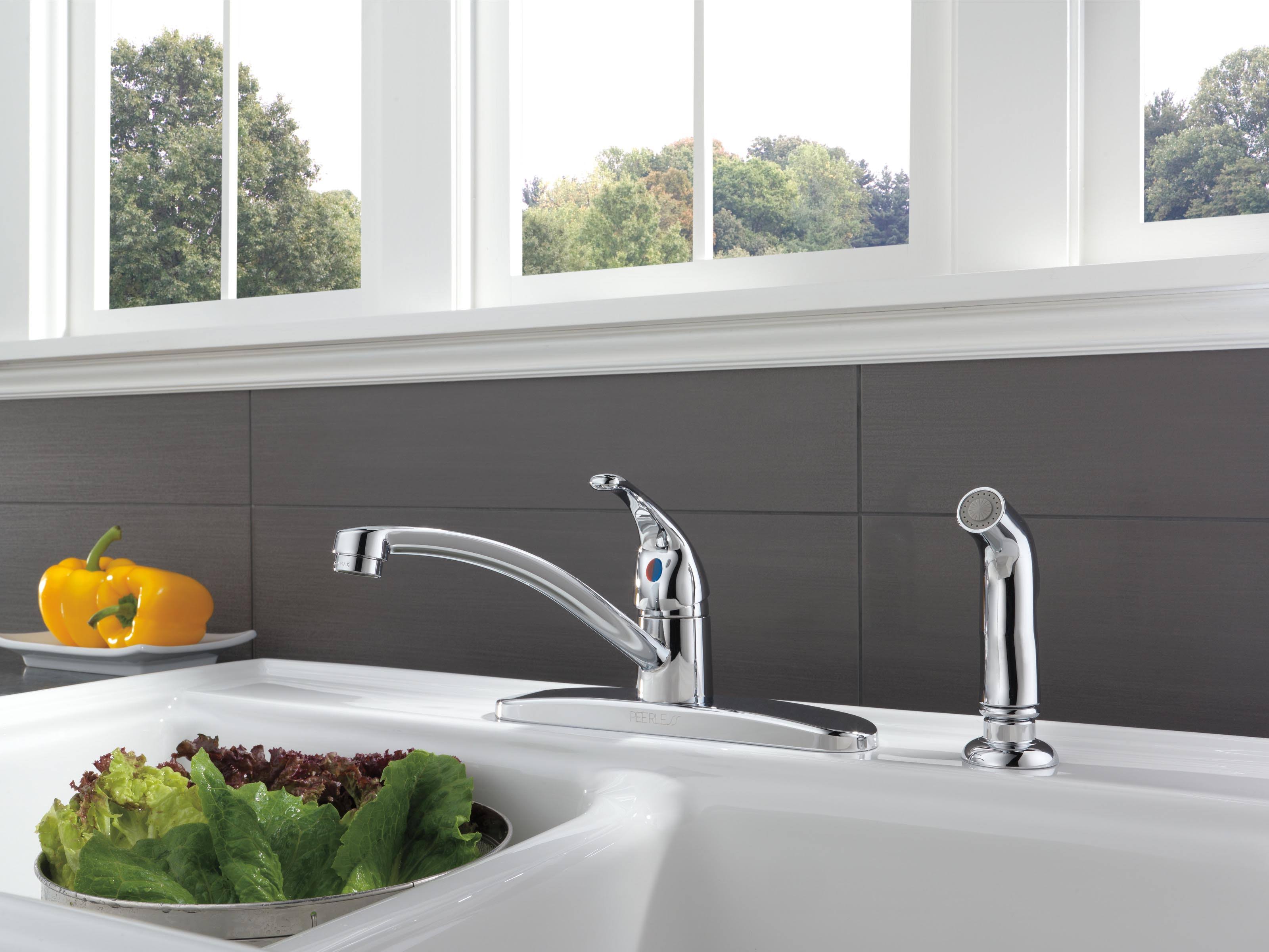 Chrome Single Handle Kitchen Faucet with Side Spray J1177